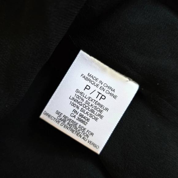 THEORY Women's Black 3/4 Sleeve Alterina Top 100% Silk Size P/XS - Picture 4 of 4